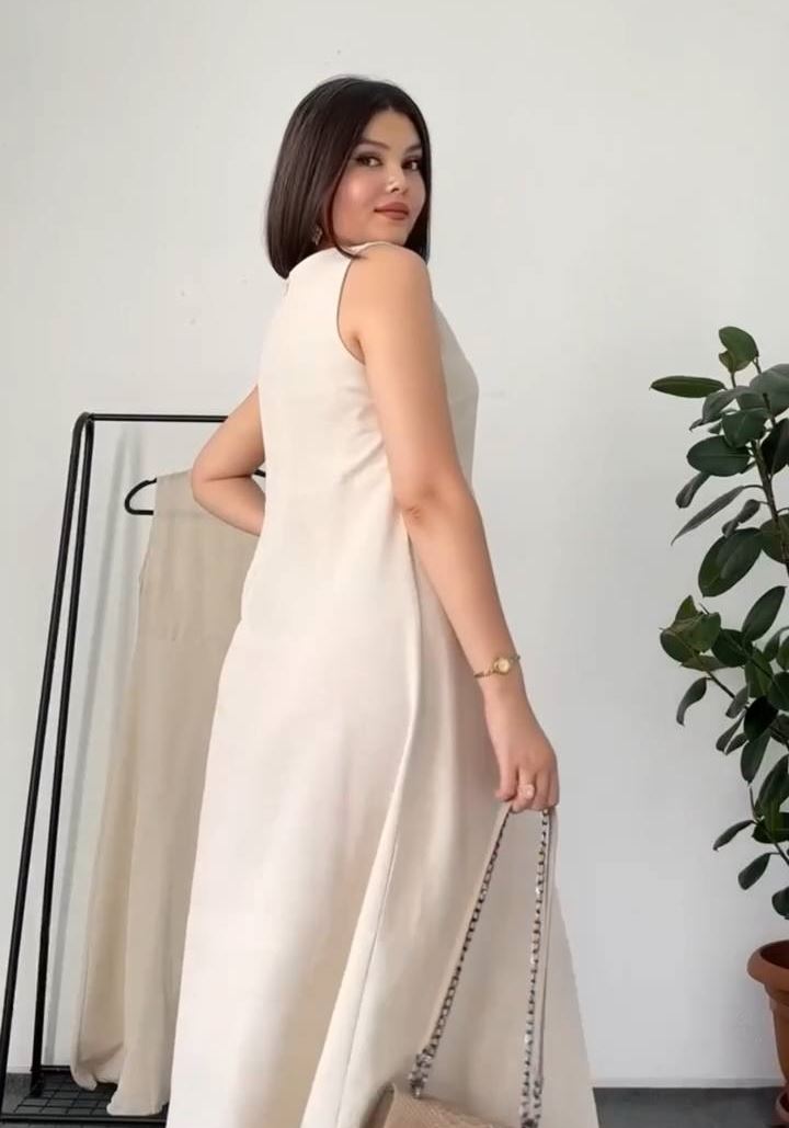 Вишукана лляна сукня